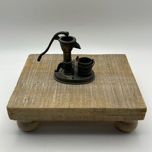 Durham Industries‎ Miniture Water Well Pump and Bucket